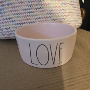 LOVE Rae Dunn bowl